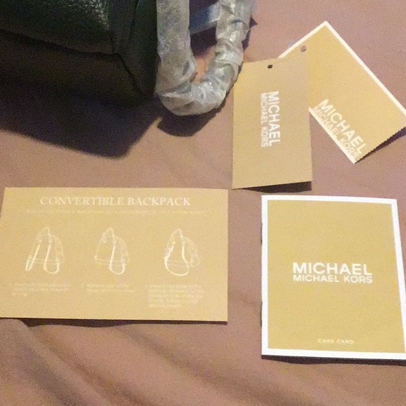 BiG SALE MOTHER’S Day ‼️Convertible backpacks Brand New ‼️perfect for travel ✈️ - Picture 7 of 11